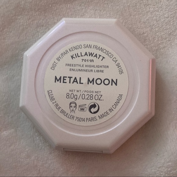 NWOB Fenty Beauty highlighter in Metal Moon - Picture 3 of 4